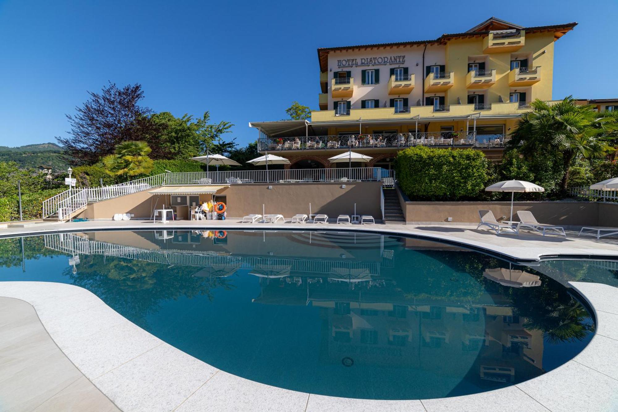 Hotel La Bussola Orta San Giulio Kültér fotó