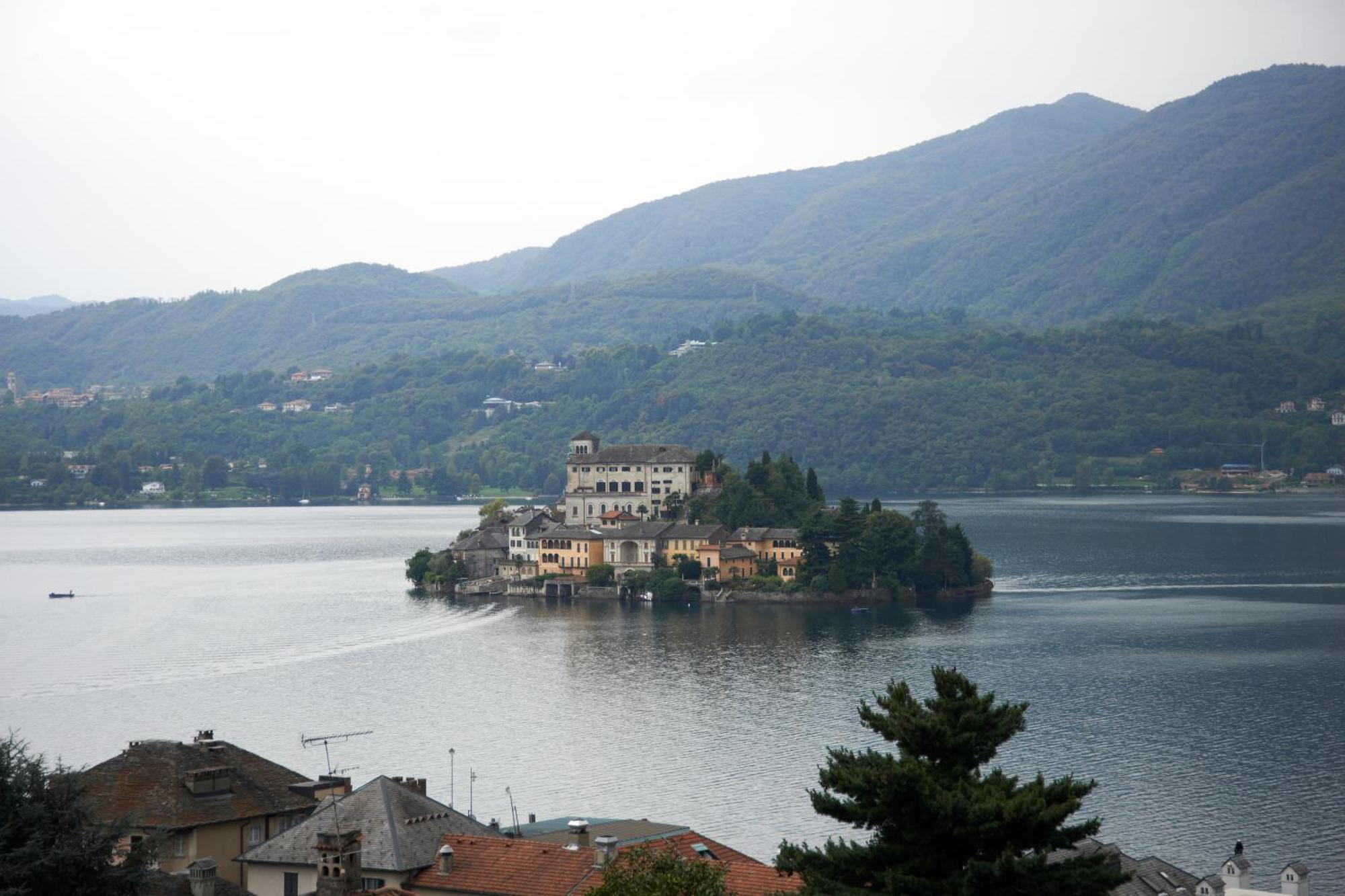 Hotel La Bussola Orta San Giulio Kültér fotó