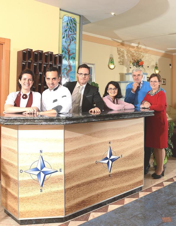 Hotel La Bussola Orta San Giulio Kültér fotó
